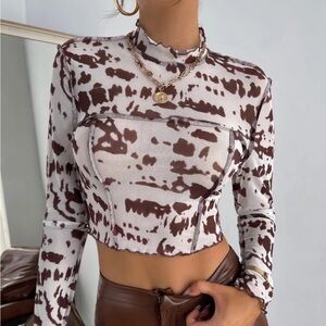 A size small very cute never worn